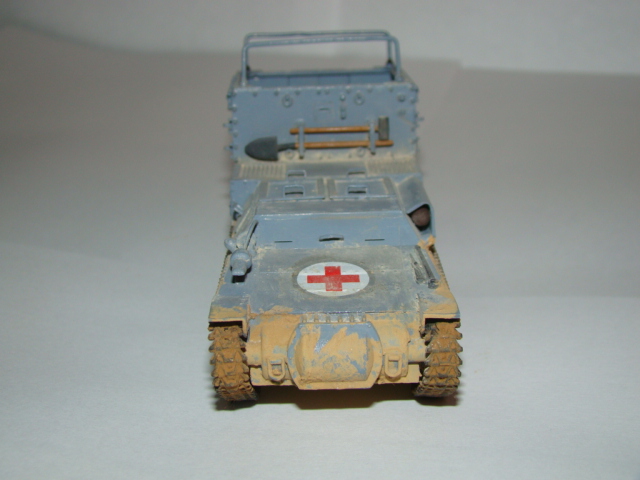 Sd_Kfz_135_Ambulance_28729.jpg