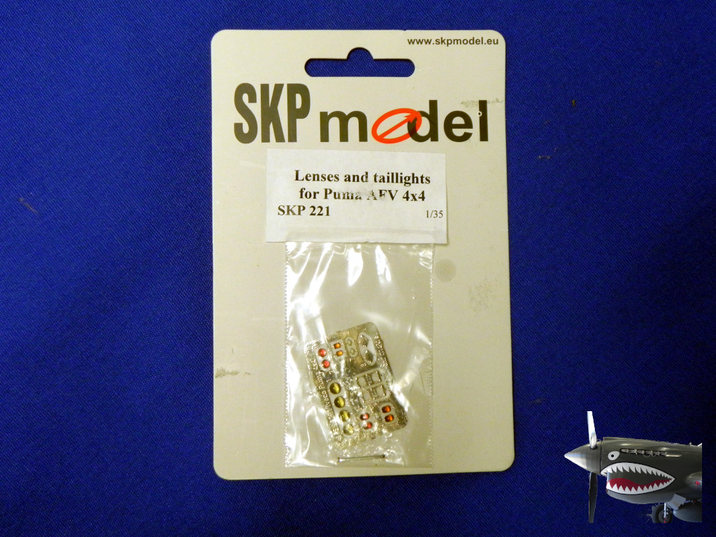 SKP221PumaLens4x4.JPG