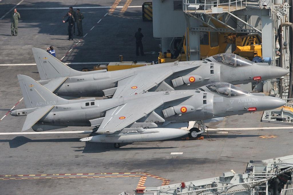 Spanish_AV-8B_Harrier_II_32.jpg