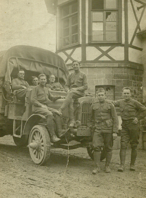 Steele, Frederick C_ - Liberty Truck WWI 3rd_Division_soldiers,_France_with_Liberty_truck.jpg