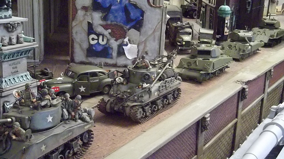 TankColumn_zpsb9a81d5c~0.jpg