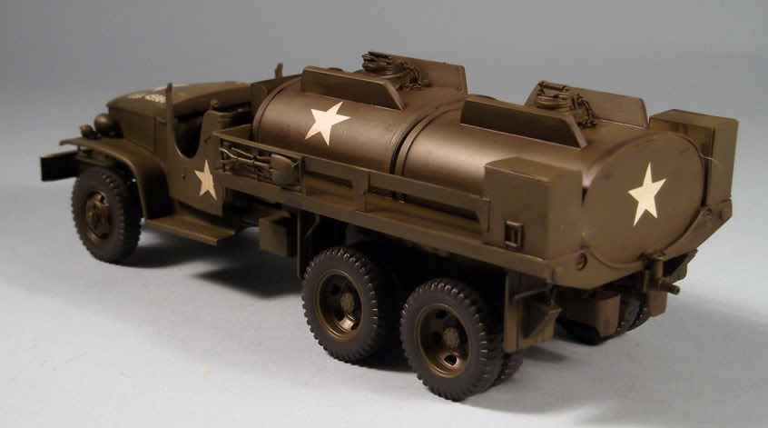 tanker04~0.jpg