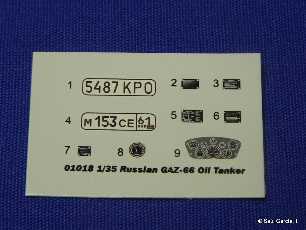 Trumpeter01018GaZ66OilTankerDecals.JPG