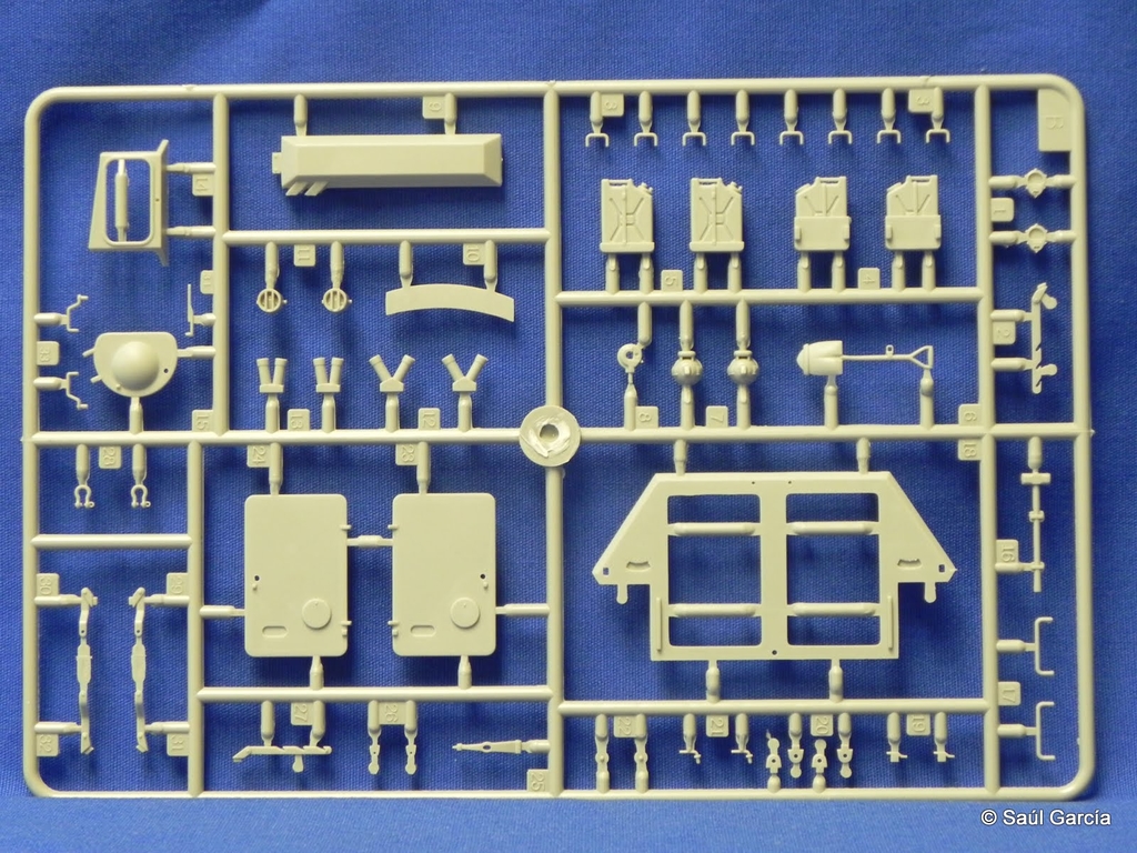 Trumpeter01503HuskySprueBfront.JPG | Modelers Alliance