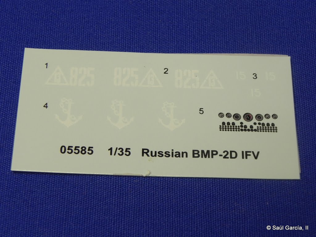 Trumpeter05585BMP2DDecals.JPG