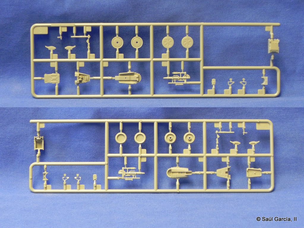 TrumpeterMiG21MFSprueS.JPG