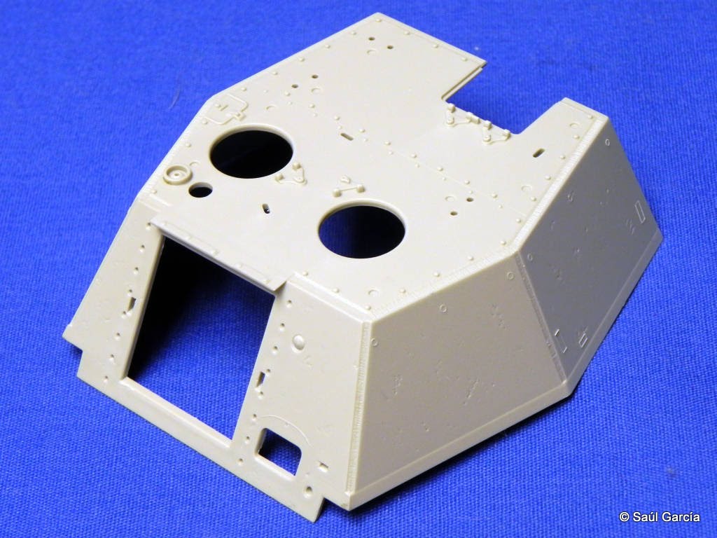 TrumpeterSu152LateSpruexhUpperSuperstructure.jpg | Modelers Alliance