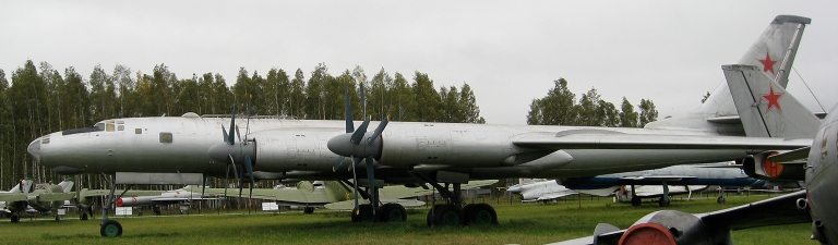 Tupolev-Tu-95N-Bear-Carrier-PCropper-1S.jpg