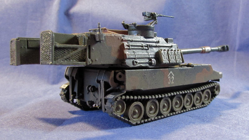 US Army M 109A6 Paladin II.jpg