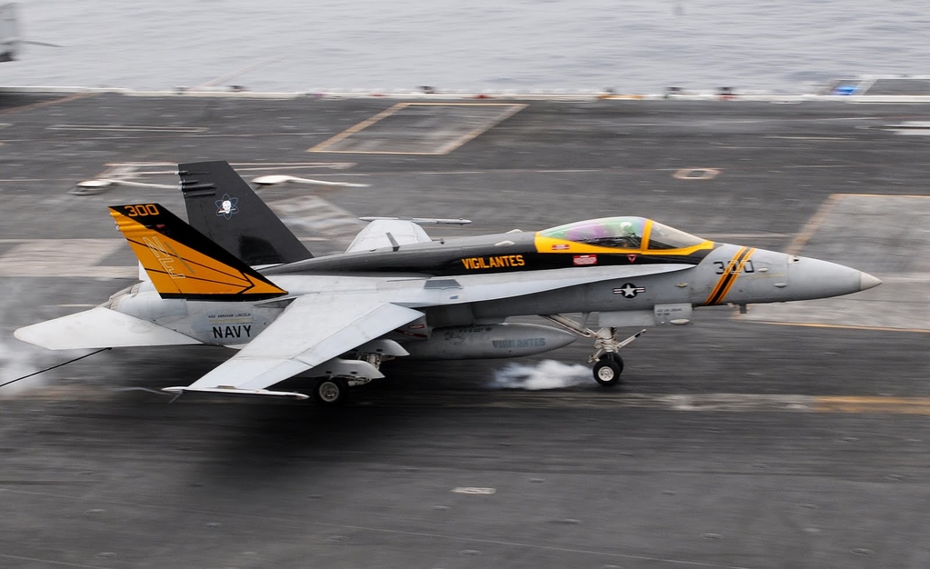 VFA-151_USS_Lincoln.jpg