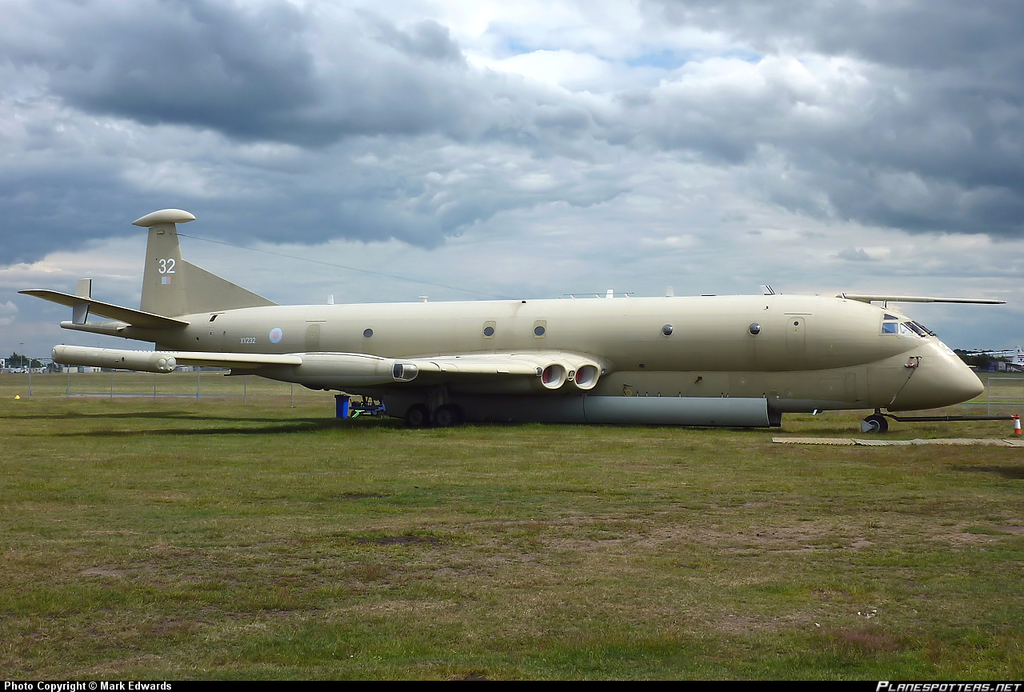 XV232-Royal-Air-Force-Hawker-Siddeley-Nimrod_PlanespottersNet_234633 ...