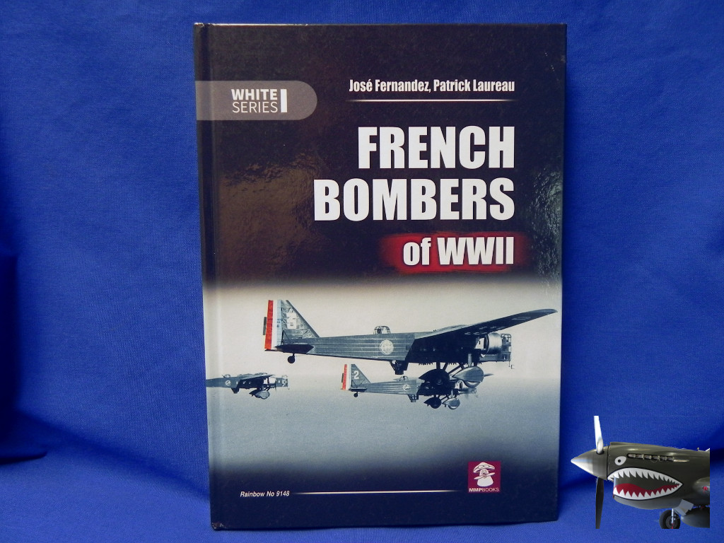 FrenchBomberofWWIIMushroom00.JPG