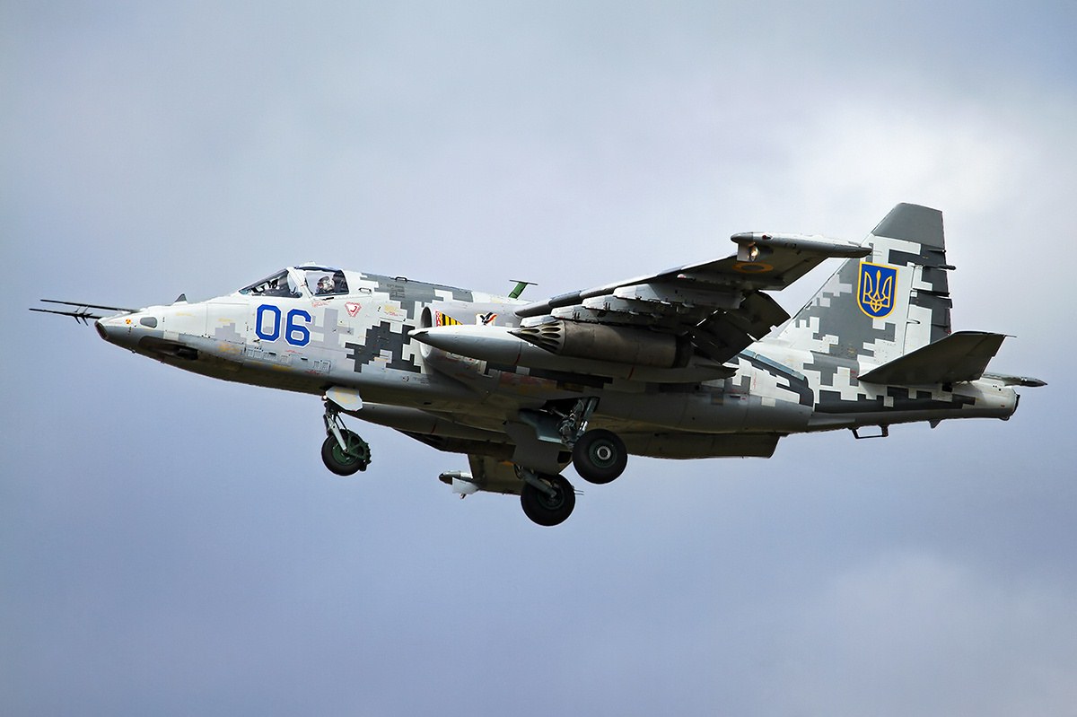 Su-25_Frogfoot_Ukranian-06a.jpg