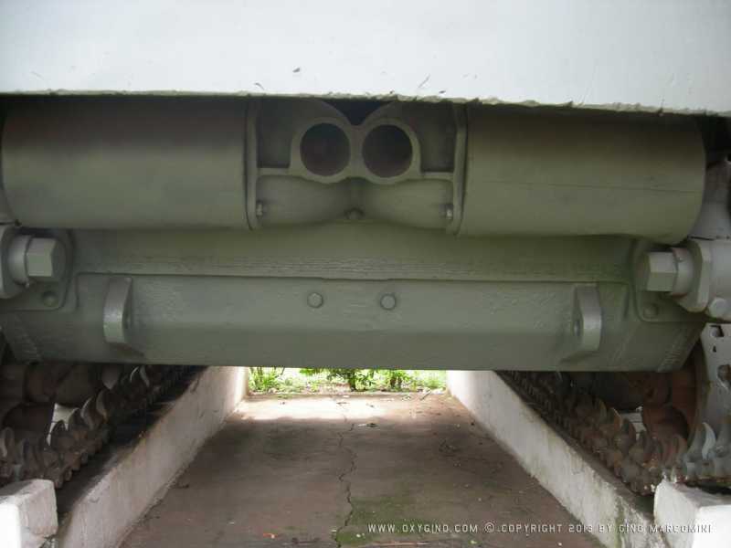 he684b05.jpg