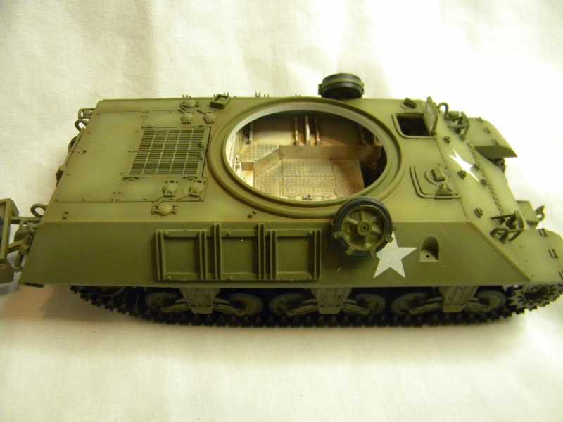 hb1558e7.JPG