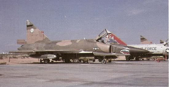 F-102DeltaDagger190thFISIdah.jpg