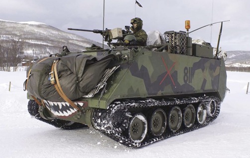 M-113Norwegian_Sharkmouth.jpg