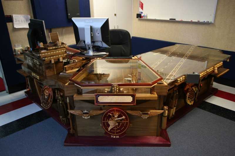 MarineAviatorDesk00.jpg