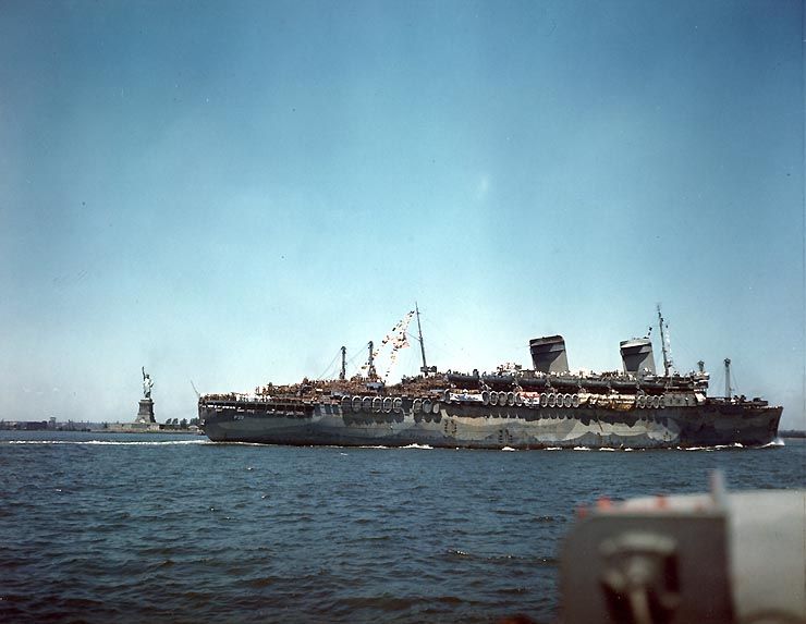 USS_West_Point_AP-23_1945.jpg